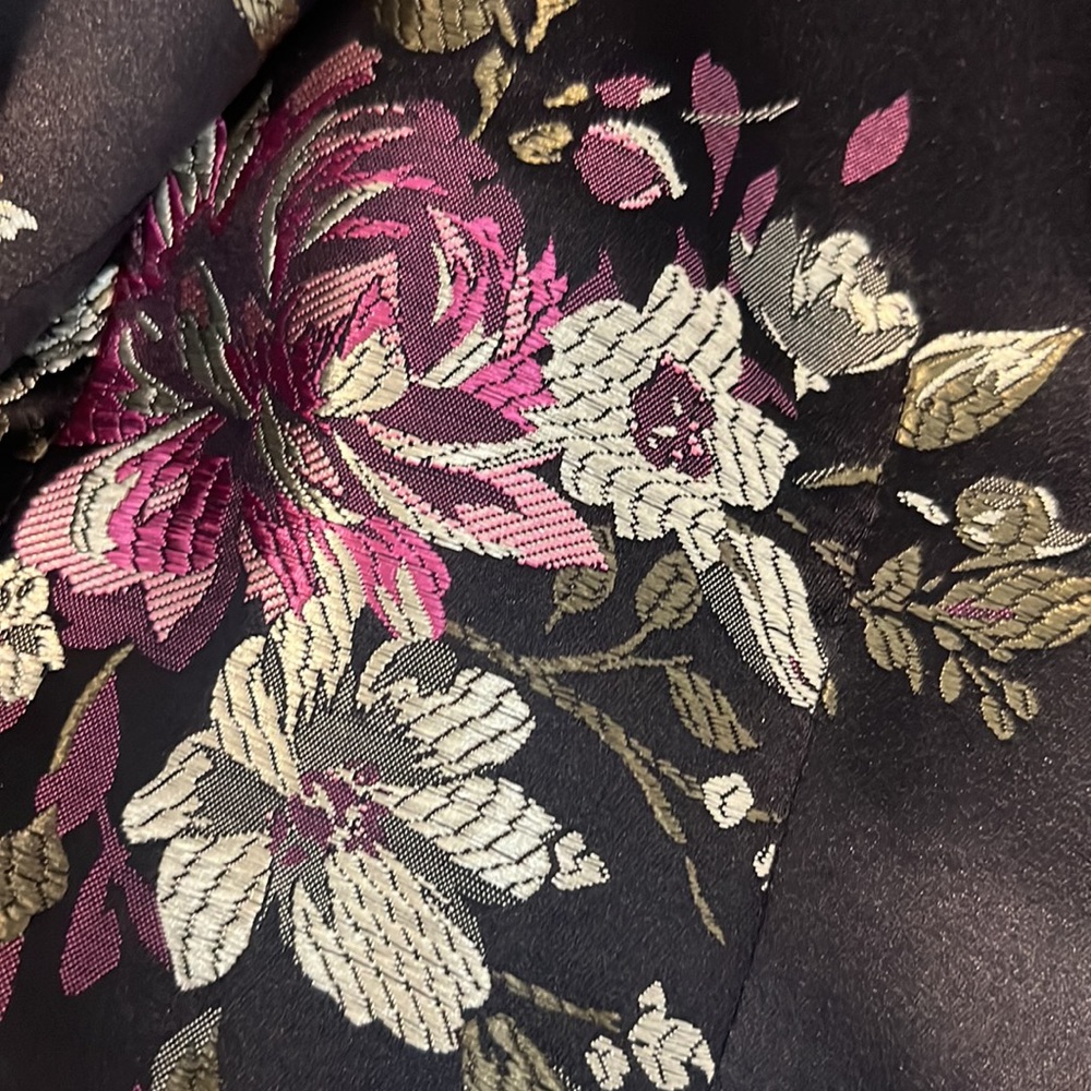 Zara Basic Patterned Blazer Size Xs Never Worn! - image 3